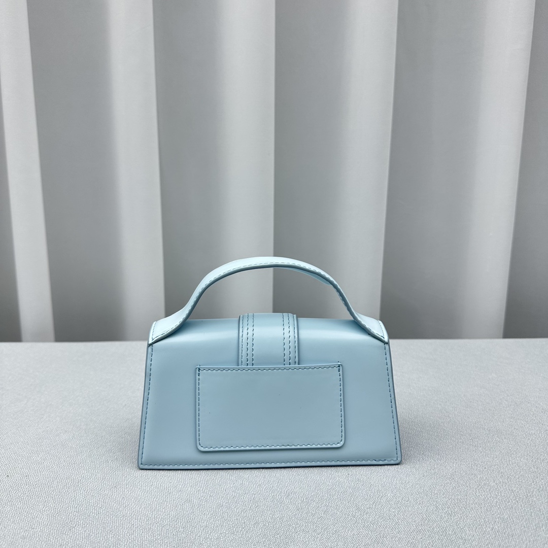 Jacquemus Satchel Bags